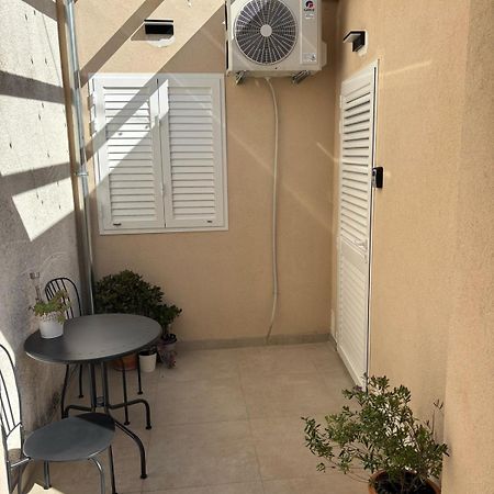 Apartment Ana Vis Zewnętrze zdjęcie