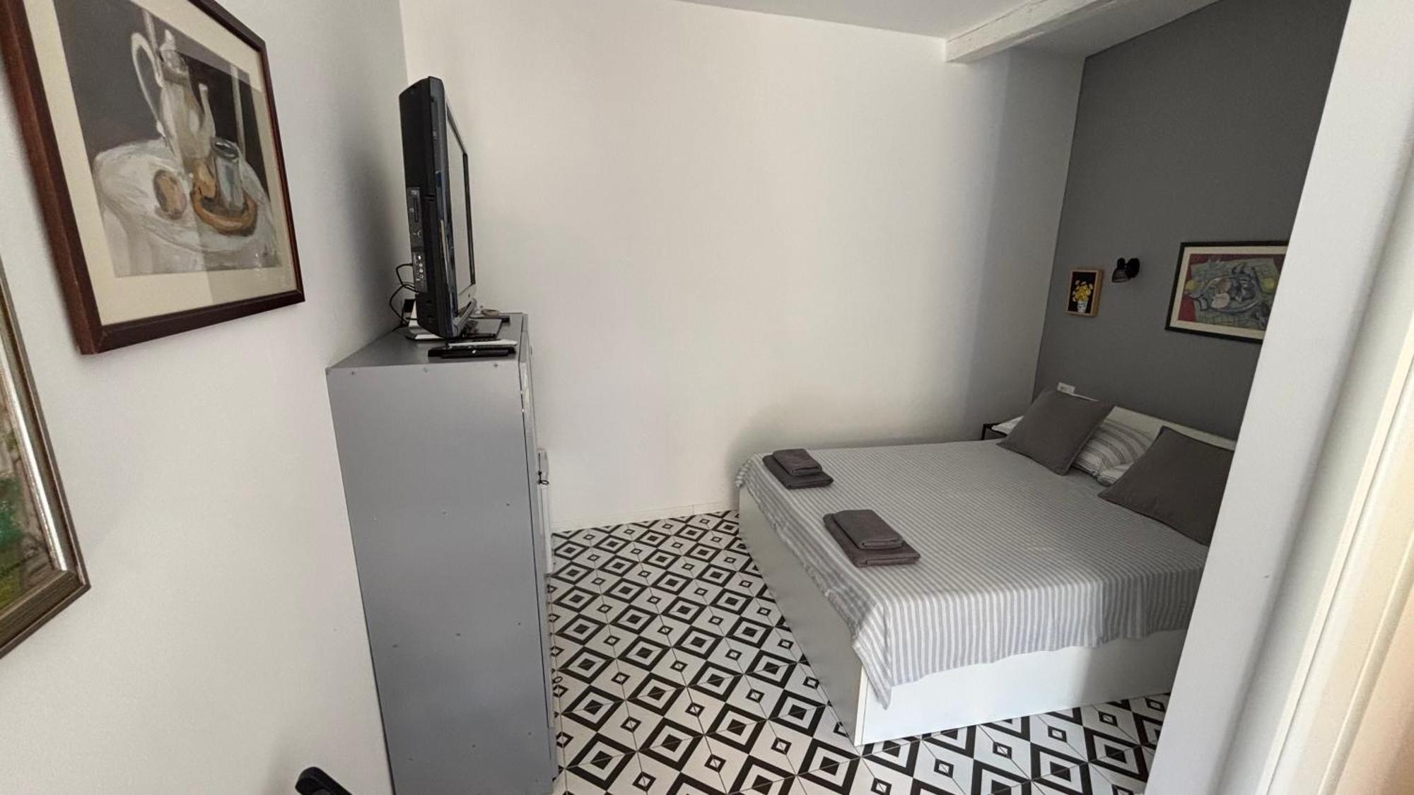 Apartment Ana Vis Zewnętrze zdjęcie